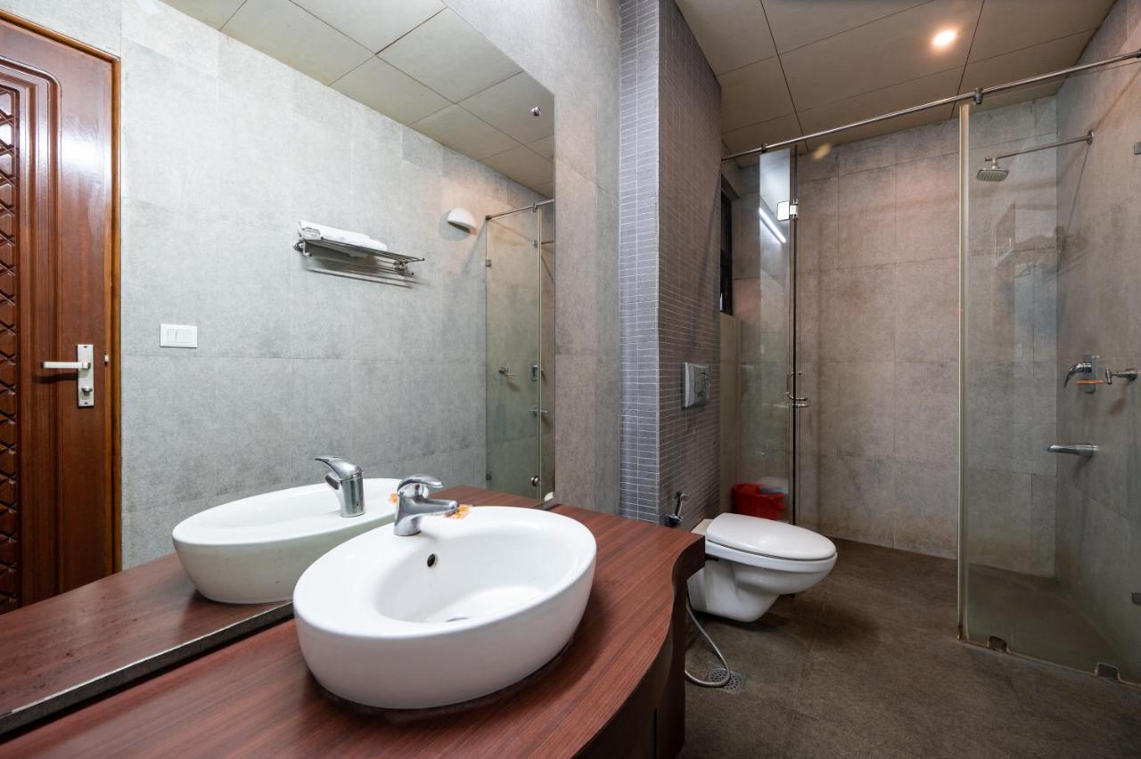 Hotel Emarald, Nové Dillí Exteriér fotografie